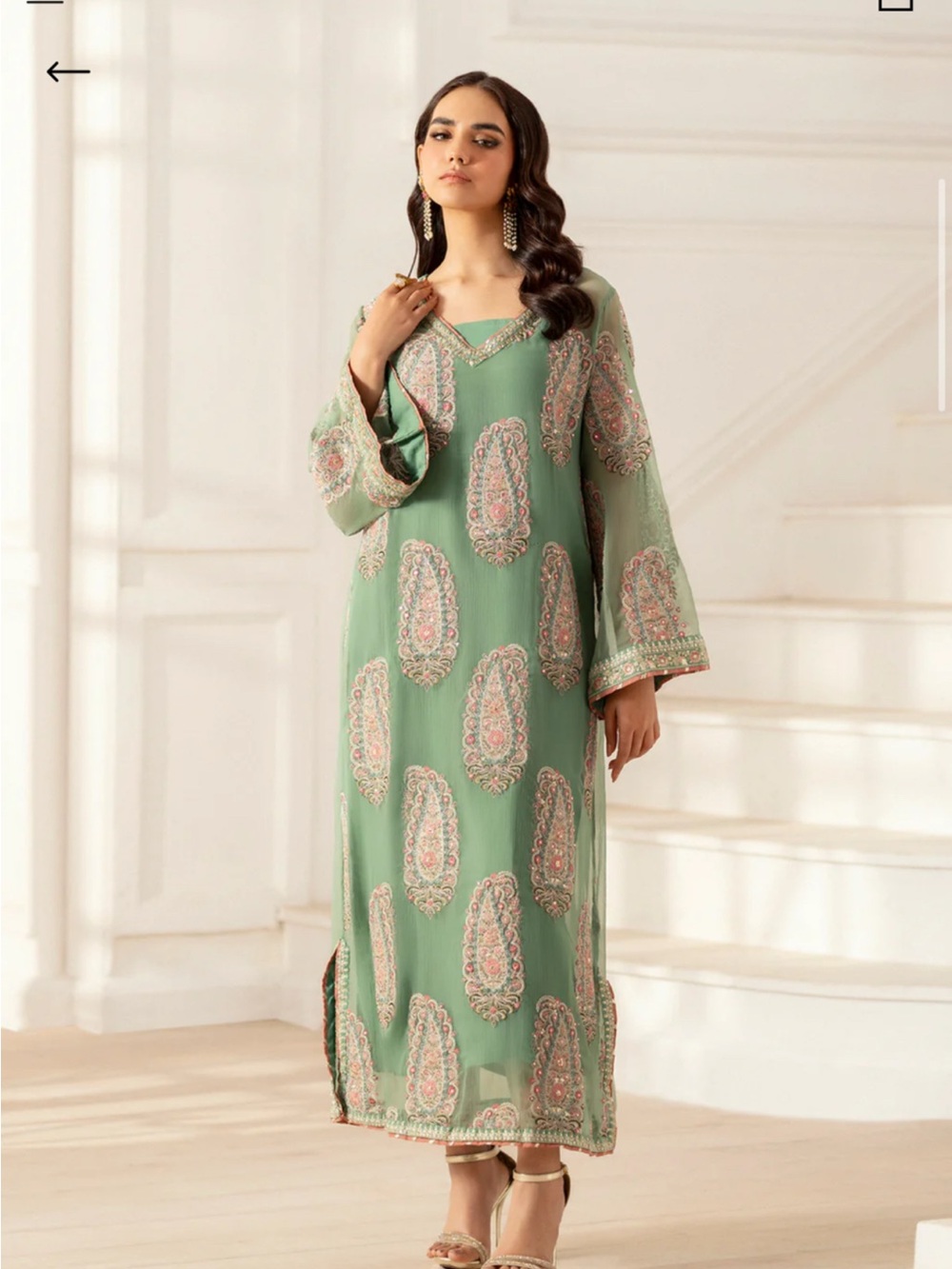 Elegant Green Embroidered Women Kaftan